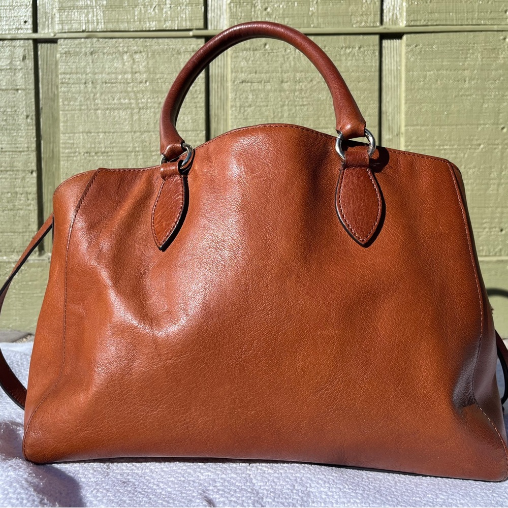 Cole Haan Elegant Brown Leather Handbag